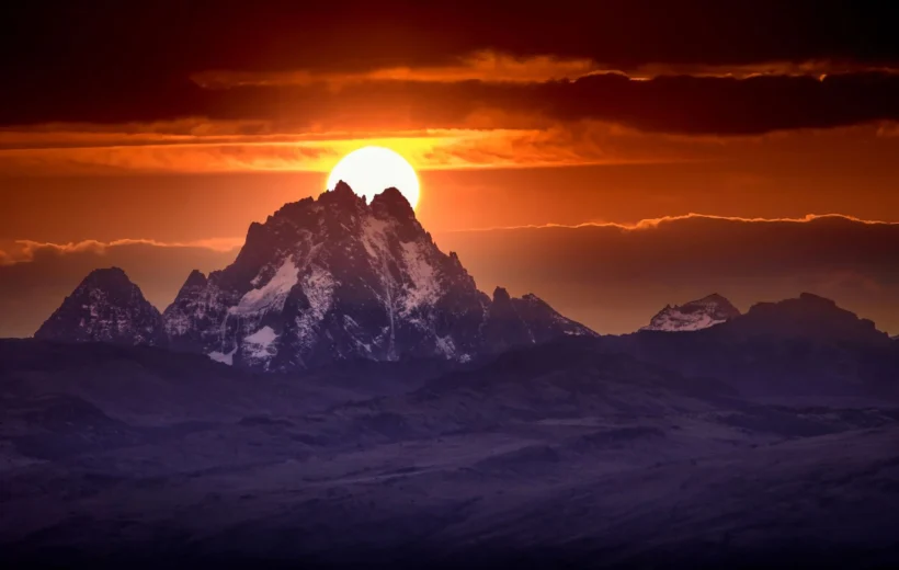 5-Day Mount Kenya Hiking – Sirimon Route Down via Chogoria Route